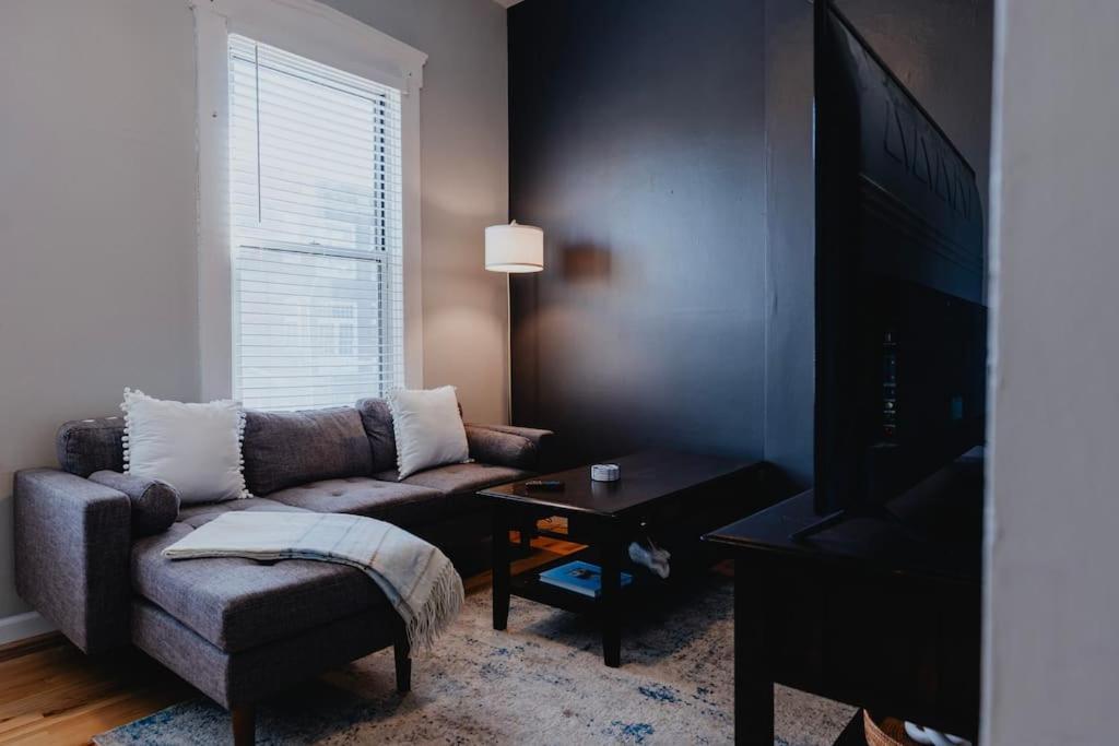 Apartamento Chic 1br Balcony & Laundry Soulard *